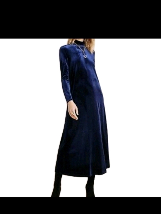 Valerie Stevens Dresses & Skirts - Valerie Stevens Sport Vintage Blue Velvet Long-Sleeve Maxi Dress Mock Turtleneck